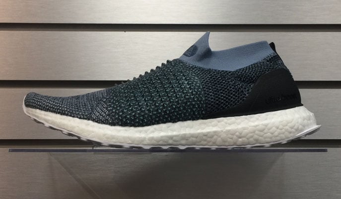 Adidas UltraBoost Laceless Parley